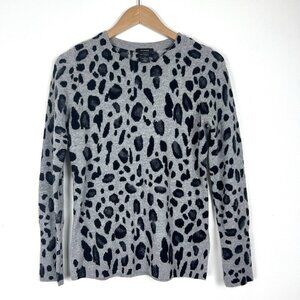 Halogen 100% Cashmere Sweater Women’s XS‎ Leopard Print Classic Casual Office